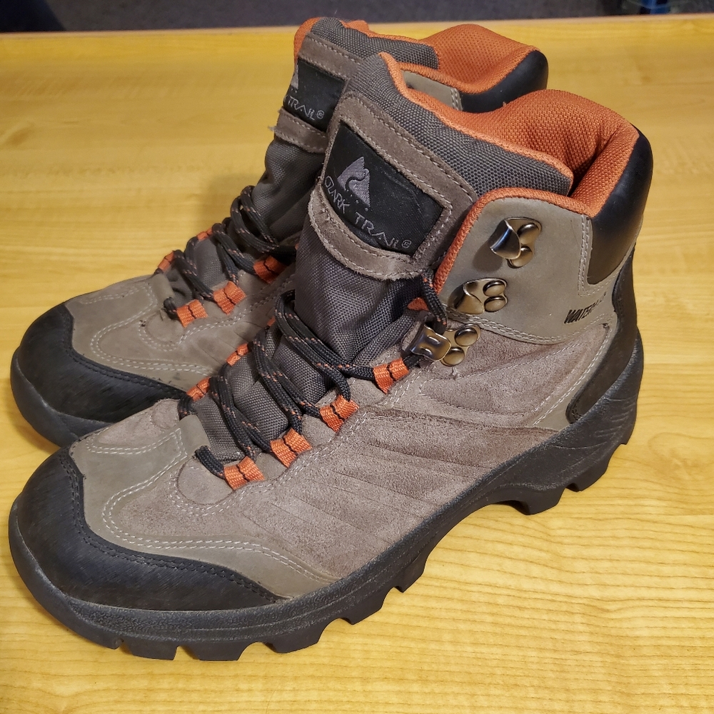 Like new Ozark Trail